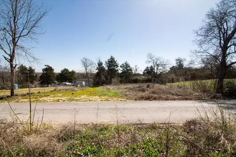 6040 6042 Kemrock Dr, Dallas, TX 75241
