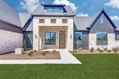 555 Aermotor Loop, Weatherford, TX 76085