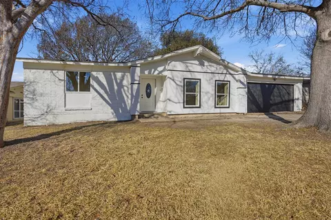 5916 Randell Ave, Edgecliff Village, TX 76134
