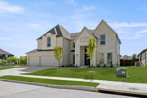 2549 Baypoint Dr, Grand Prairie, TX 75054