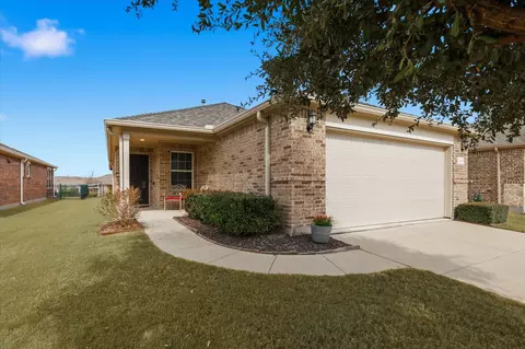 8035 Cool River Dr, Frisco, TX 75036