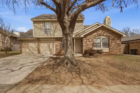 3120 Woodlark Dr, Fort Worth, TX 76123