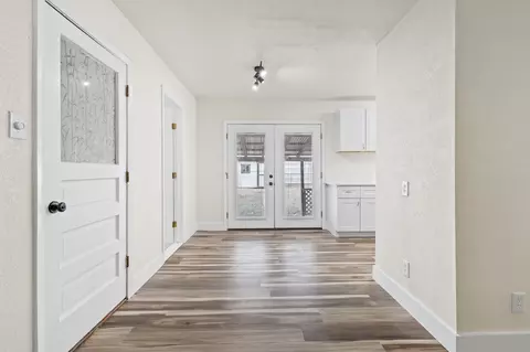 712 Pine St, Hurst, TX 76053