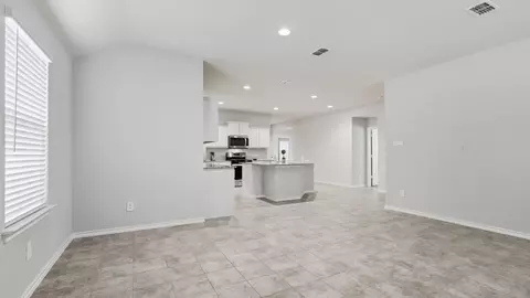 2808 Hawk Dr, Denton, TX 76205 photo 5