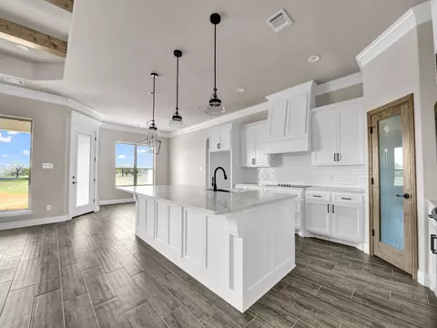 Kitchen - 1600 Thomas Rd, Springtown, TX 76082 photo 1 of 3