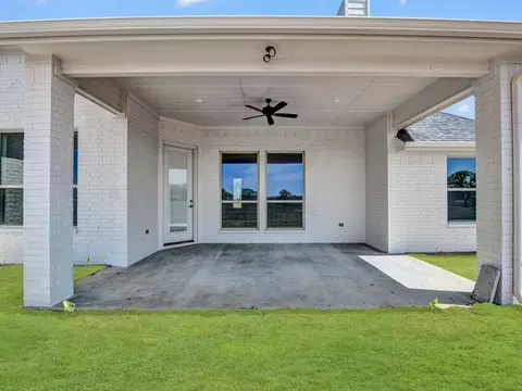 Exterior - 1600 Thomas Rd, Springtown, TX 76082 photo 5 of 5