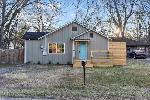 510 Hogg St, Mineola, TX 75773