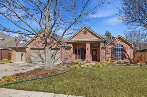 608 Crestbrook Dr, Flower Mound, TX 75028