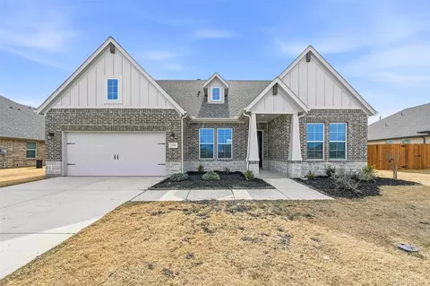 204 Aero Vista Dr, Caddo Mills, TX 75135