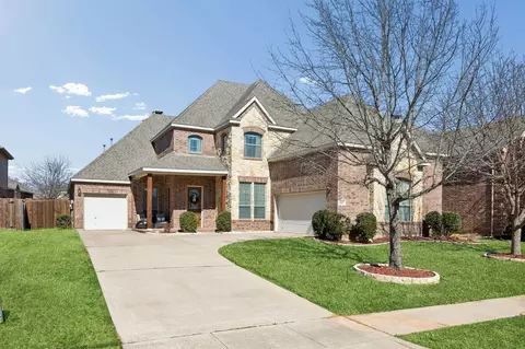 221 Tipperary Dr, Keller, TX 76248