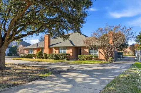 5604 Ledgestone Dr, Fort Worth, TX 76132