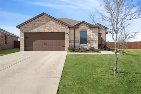 105 Driftoak Dr, Boyd, TX 76023