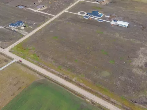 1229 Durham Ln, Cleburne, TX 76033 photo 4