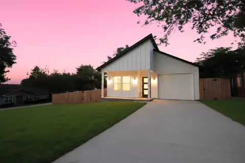 5824 Plum Dale Rd, Dallas, TX 75241