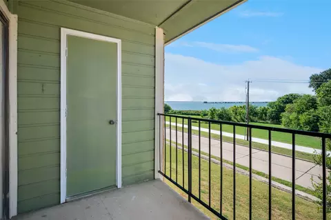5809 Lake Hubbard Pkwy #308, Garland, TX 75043