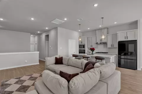 3472 Heritage Pl, Richardson, TX 75082