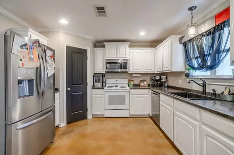 Other - 301 Willow Cir, Springtown, TX 76082 photo 8 of 13