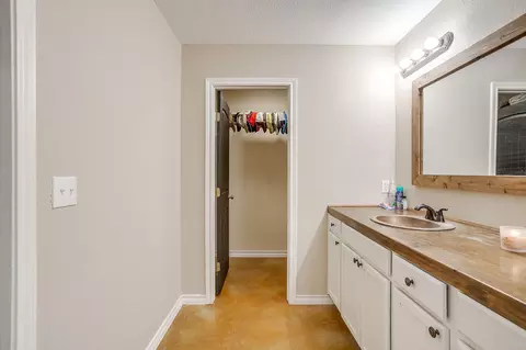 Other - 301 Willow Cir, Springtown, TX 76082 photo 9 of 13