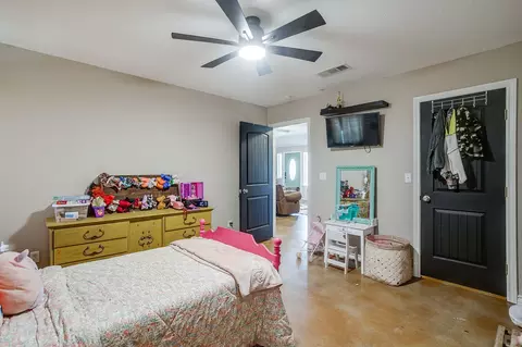 Bedroom - 301 Willow Cir, Springtown, TX 76082 photo 9 of 9