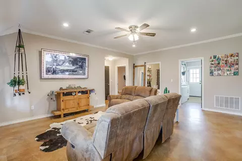 Other - 301 Willow Cir, Springtown, TX 76082 photo 7 of 13