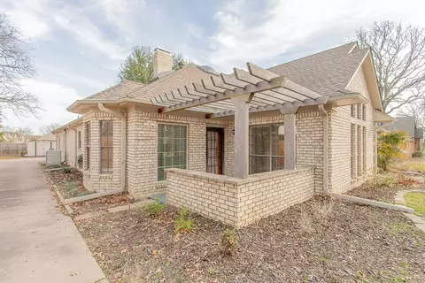 Exterior - 241 Hideaway Ln E, Hideaway, TX 75771 photo 3 of 5