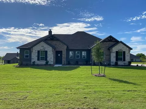 114 Hillview Trl, Decatur, TX 76234
