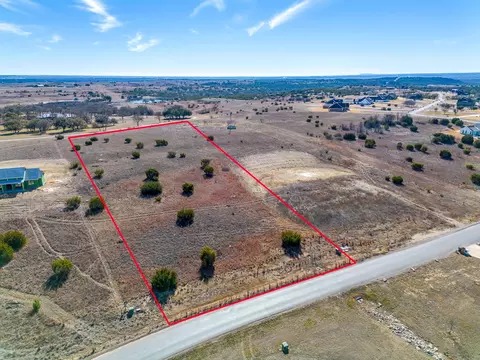 2077 Eagles Ridge Dr, Weatherford, TX 76087
