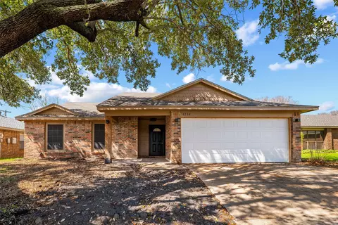 4238 Emerson Dr, Grand Prairie, TX 75052