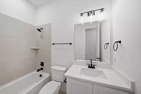 Bath - 2631 Winfrey Pt, Prosper, TX 75078 photo 1 of 4