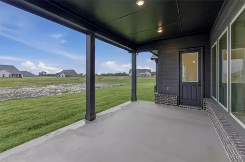 Exterior - 2208 Continent Ct, Krum, TX 76249 photo 6 of 8