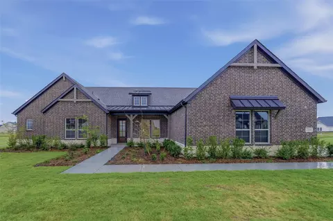 Exterior - 2208 Continent Ct, Krum, TX 76249 photo 3 of 8