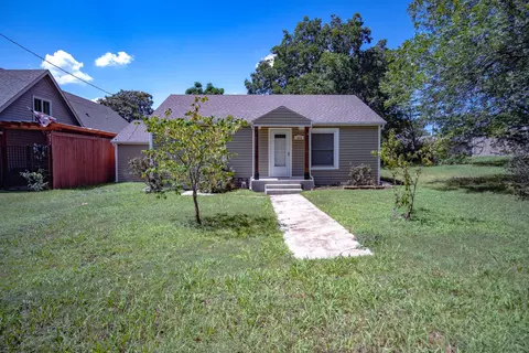 162 W Shreveport St, Van Alstyne, TX 75495