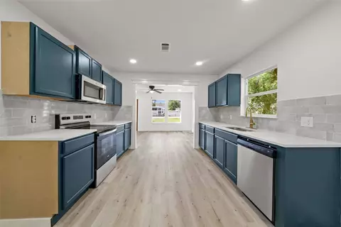 Kitchen - 103 E Stegall Dr, Robinson, TX 76706 photo 1 of 1