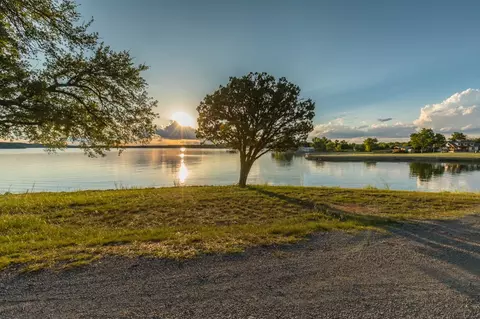 2334 Sanbar Rd #50, Graford, TX 76449