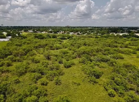 3901 Lenore Dr, Wichita Falls, TX 76306