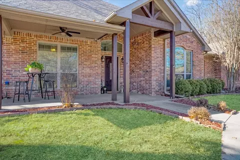 2506 Nantucket Dr, Sherman, TX 75092