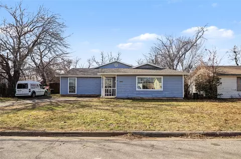1945 Hemlock Dr, Haltom City, TX 76117
