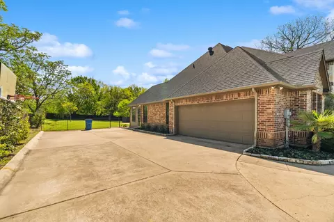 Exterior - 106 E Fork Rd, Sunnyvale, TX 75182 photo 8 of 9