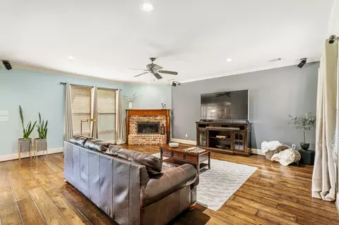 Living - 106 E Fork Rd, Sunnyvale, TX 75182 photo 2 of 3