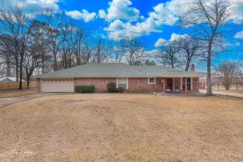 7195 Bickham Rd, Shreveport, LA 71107