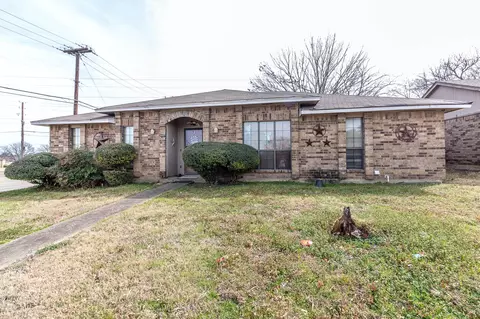 1200 Devonshire Ln, Mesquite, TX 75150