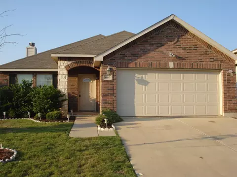 4645 Pangolin Dr, Fort Worth, TX 76244