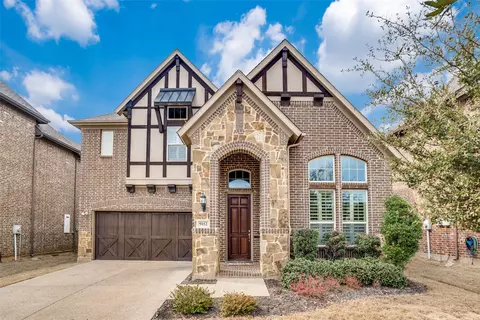9112 Brownwood Ave, Argyle, TX 76226