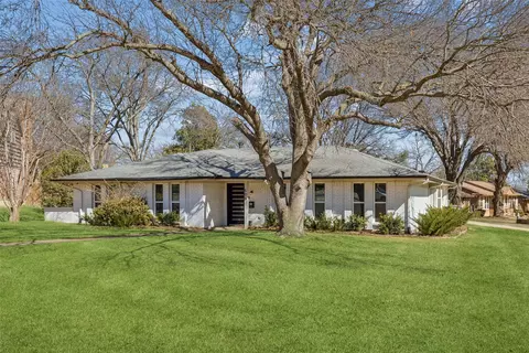 605 Meadow Heath Cir, Dallas, TX 75232