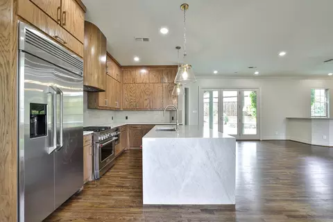 6208 Troon Rd, Fort Worth, TX 76132