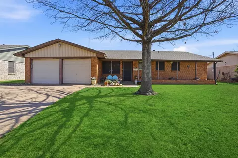 5521 Lubbock Ave, Fort Worth, TX 76133