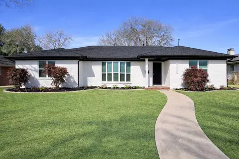 1605 Glenwick Dr, Plano, TX 75075