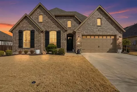 1716 Storey Ln, Waxahachie, TX 75165