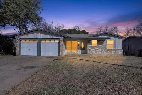 1845 Wintergreen Rd, Carrollton, TX 75006