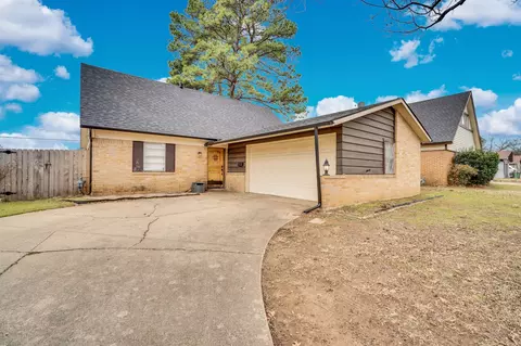 1208 Woodbrook St, Arlington, TX 76011